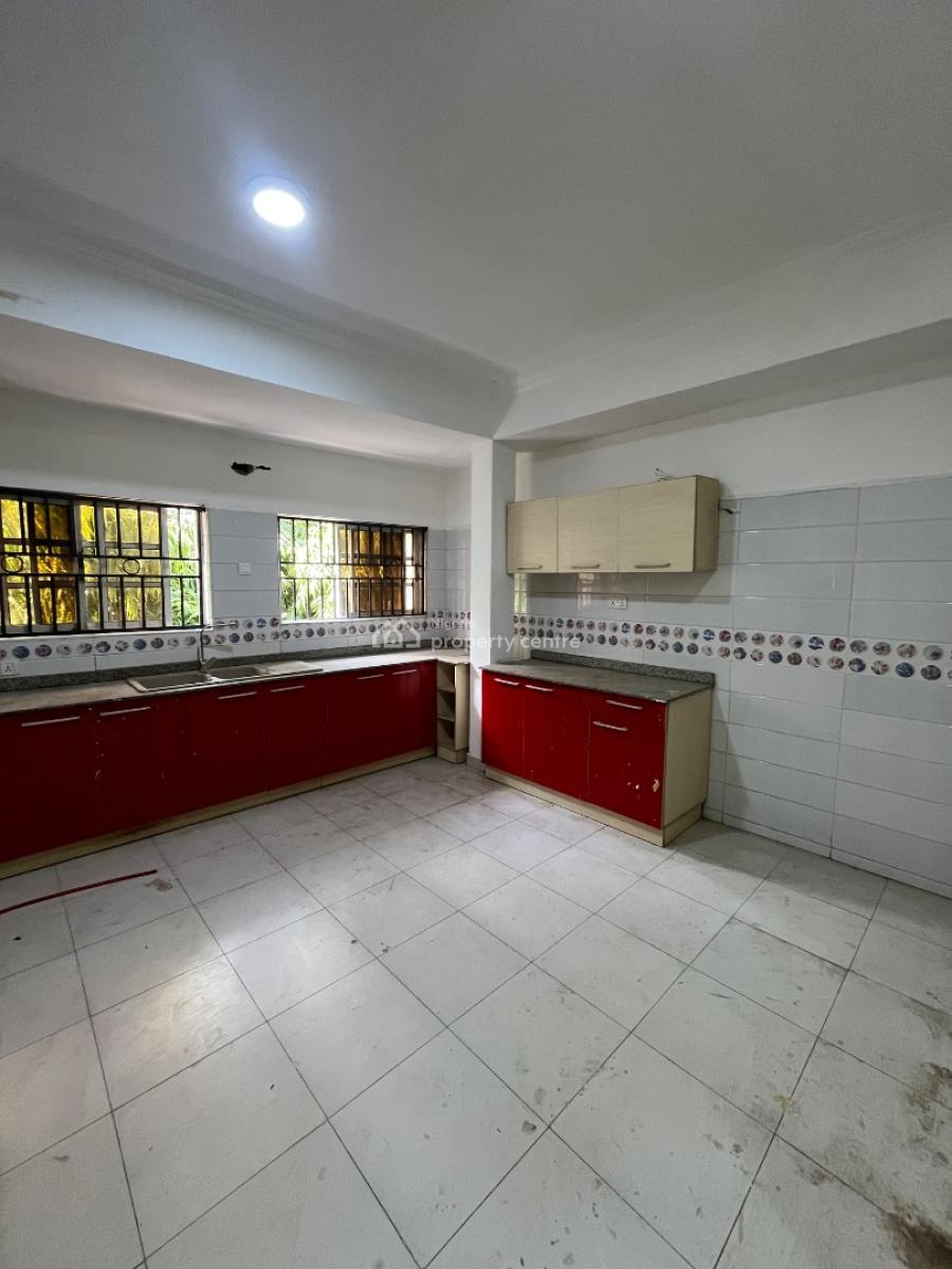 Fully Serviced 3bed Apartment Available in Lekki Phase 1, Lekki Phase 1, Lekki, Lagos, Flat / Apartment for Rent