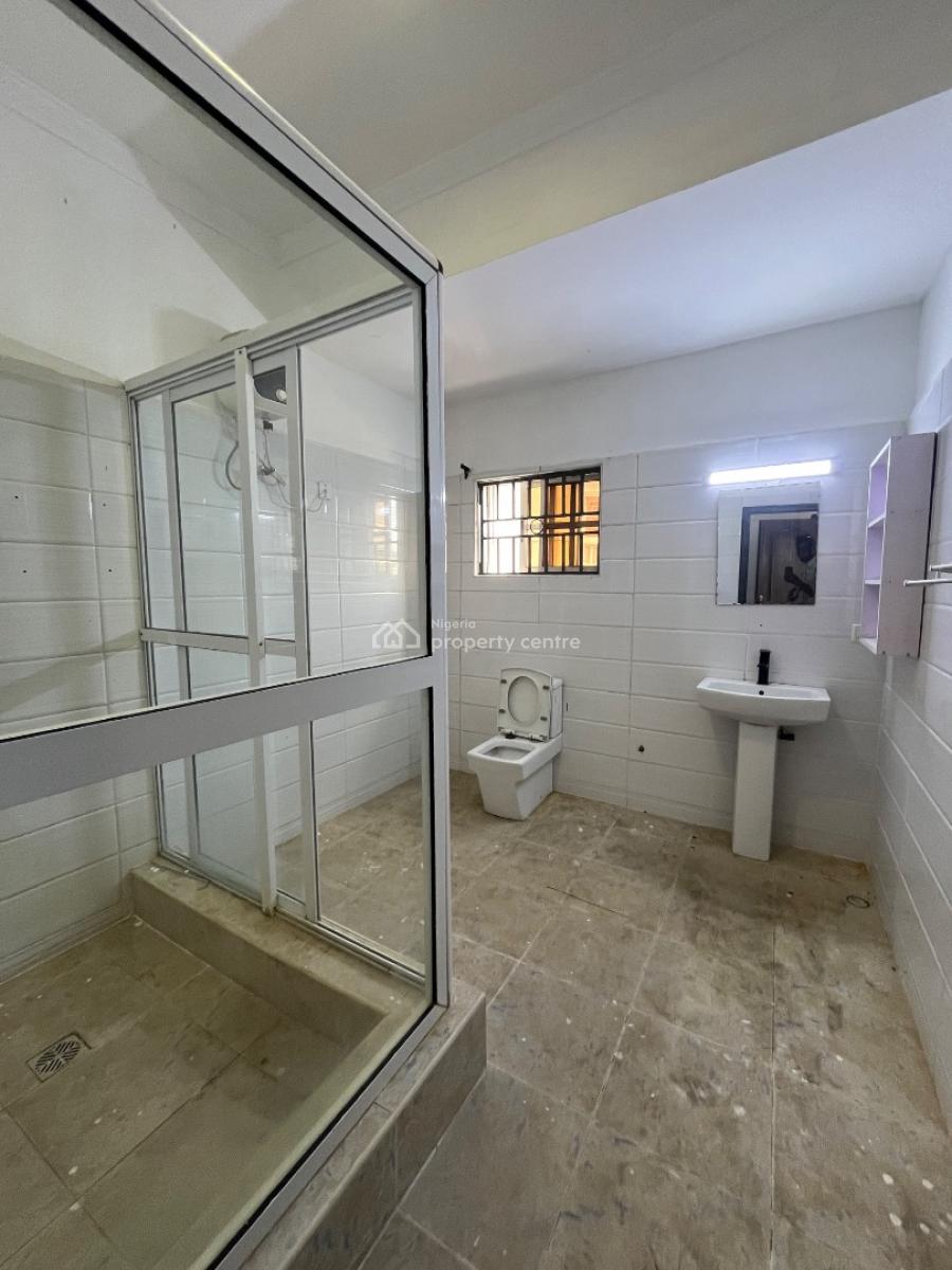 Fully Serviced 3bed Apartment Available in Lekki Phase 1, Lekki Phase 1, Lekki, Lagos, Flat / Apartment for Rent