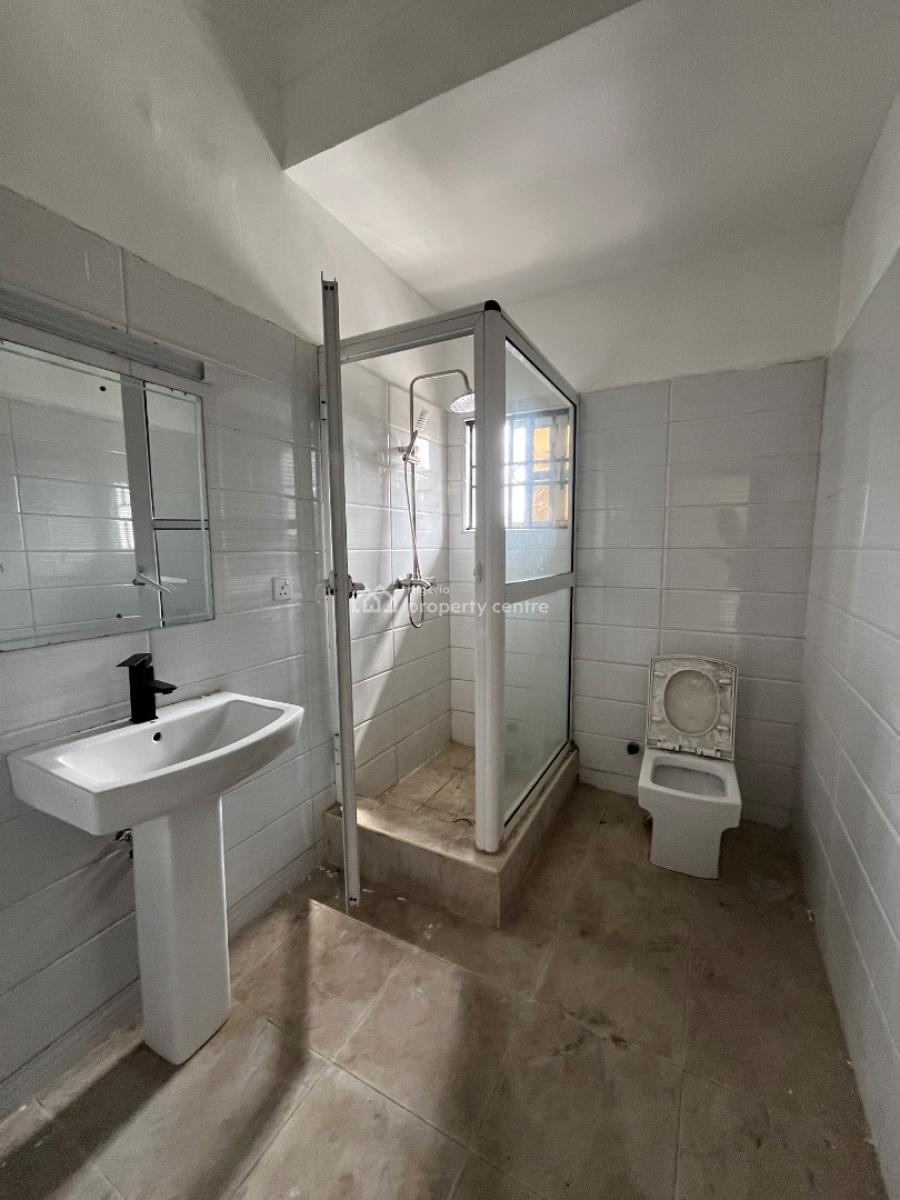 Fully Serviced 3bed Apartment Available in Lekki Phase 1, Lekki Phase 1, Lekki, Lagos, Flat / Apartment for Rent