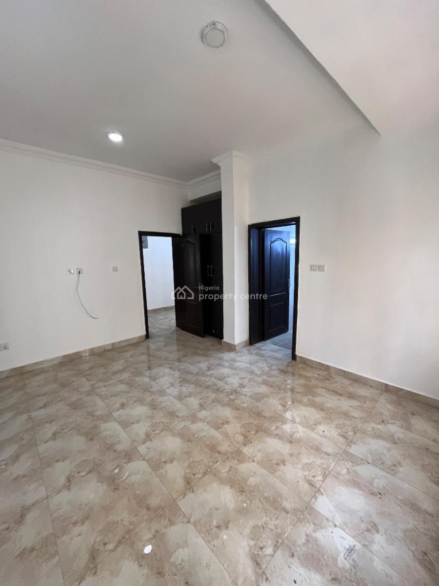Fully Serviced 3bed Apartment Available in Lekki Phase 1, Lekki Phase 1, Lekki, Lagos, Flat / Apartment for Rent