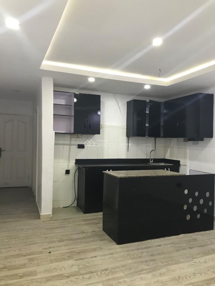 Very Standard Clean Mini Flat Upstairs @lekki Phase 1, Lekki Phase 1, Lekki, Lagos, Mini Flat (room and Parlour) for Rent