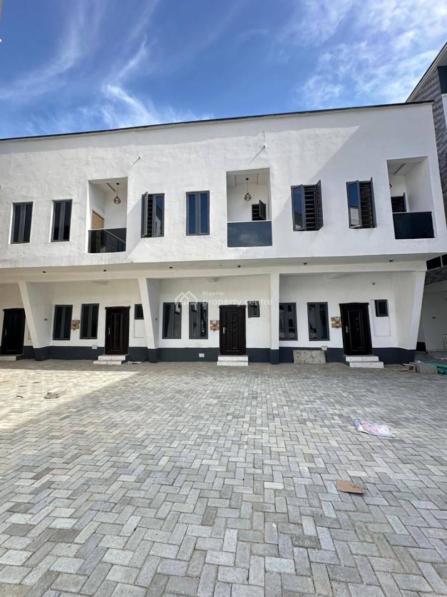 Well-built Luxury Spacious 3 Bedroom Terrace Duplex, Mobil Road Ilaje, Ajah, Lagos, Terraced Duplex for Sale