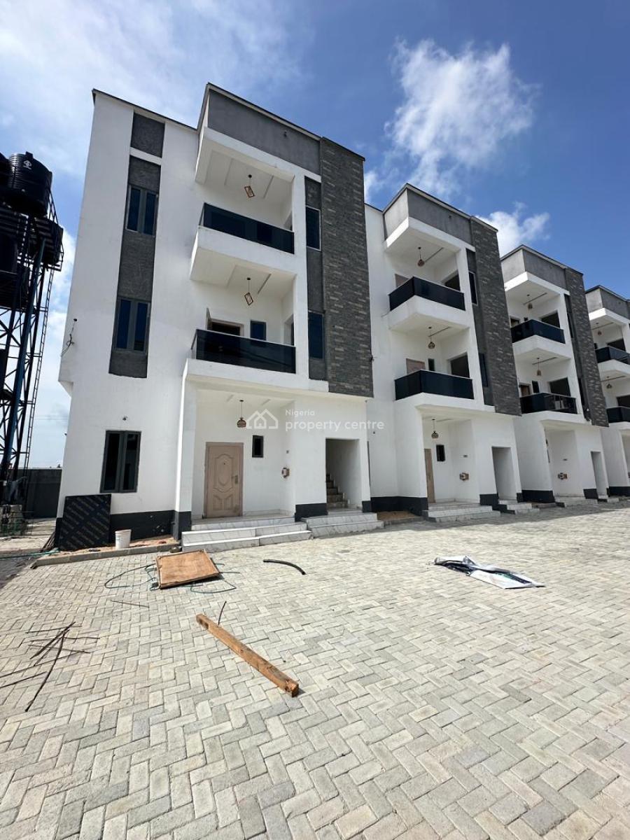 Well-built Luxury Spacious 1 Bedroom Apartment, Mobil Road Ilaje, Ajah, Lagos, Mini Flat (room and Parlour) for Sale