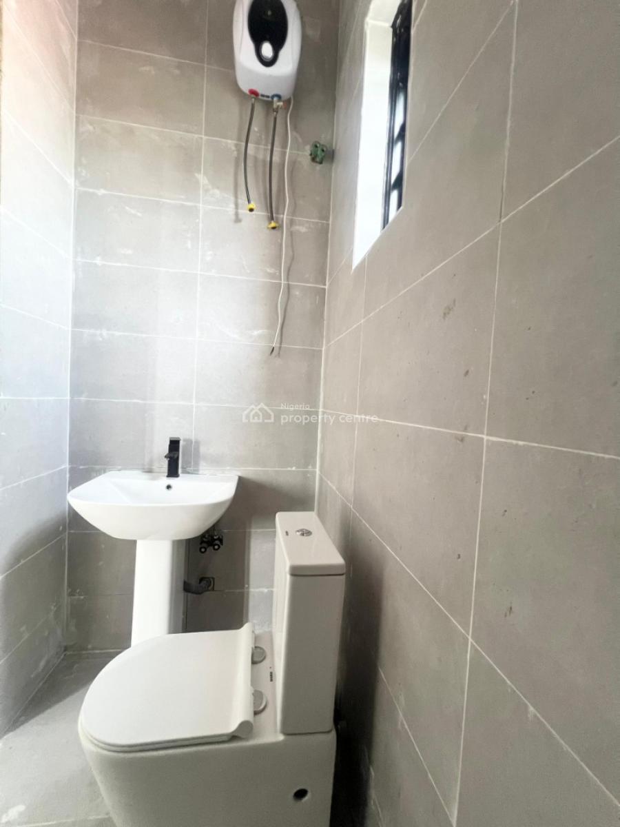 Luxury 1 Bedroom Apartment, Ologolo Lekki, Ologolo, Lekki, Lagos, Flat / Apartment for Sale