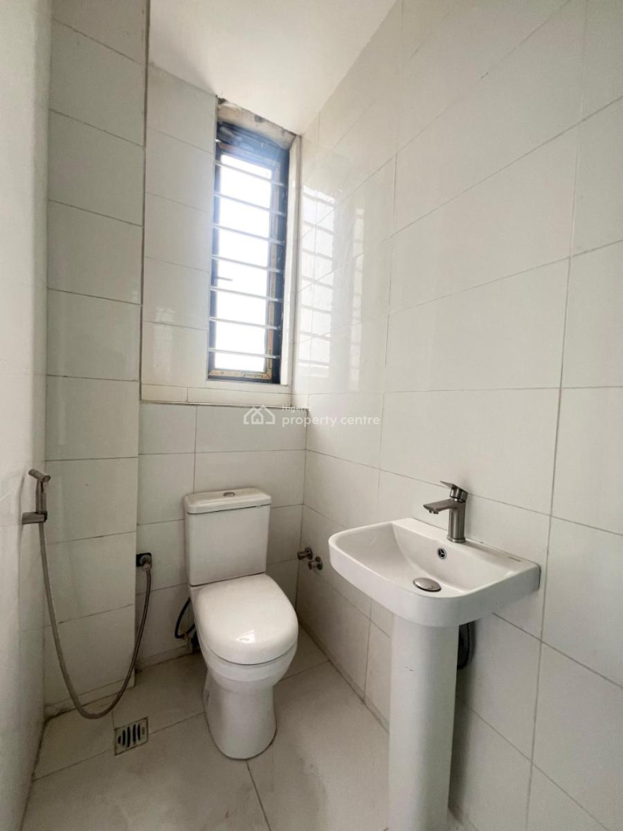 Luxury 1 Bedroom Apartment, Ologolo Lekki, Ologolo, Lekki, Lagos, Flat / Apartment for Sale