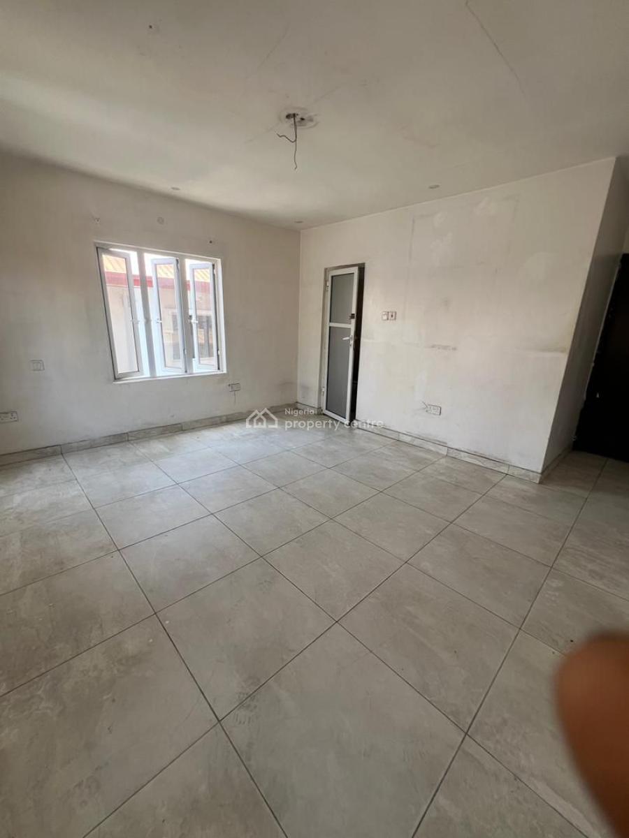 Serviced Commercial 2 Bedroom Flat on a Busy Road, Lekki Phase 1, Lekki, Lagos, Commercial Property for Rent