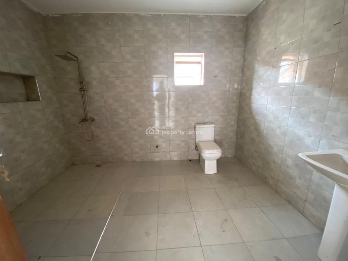 Luxury 5 Bedroom Fully Detached Duplex with Bq, Mobile Road, Ilaje, Ajah, Lagos, Flat / Apartment for Rent