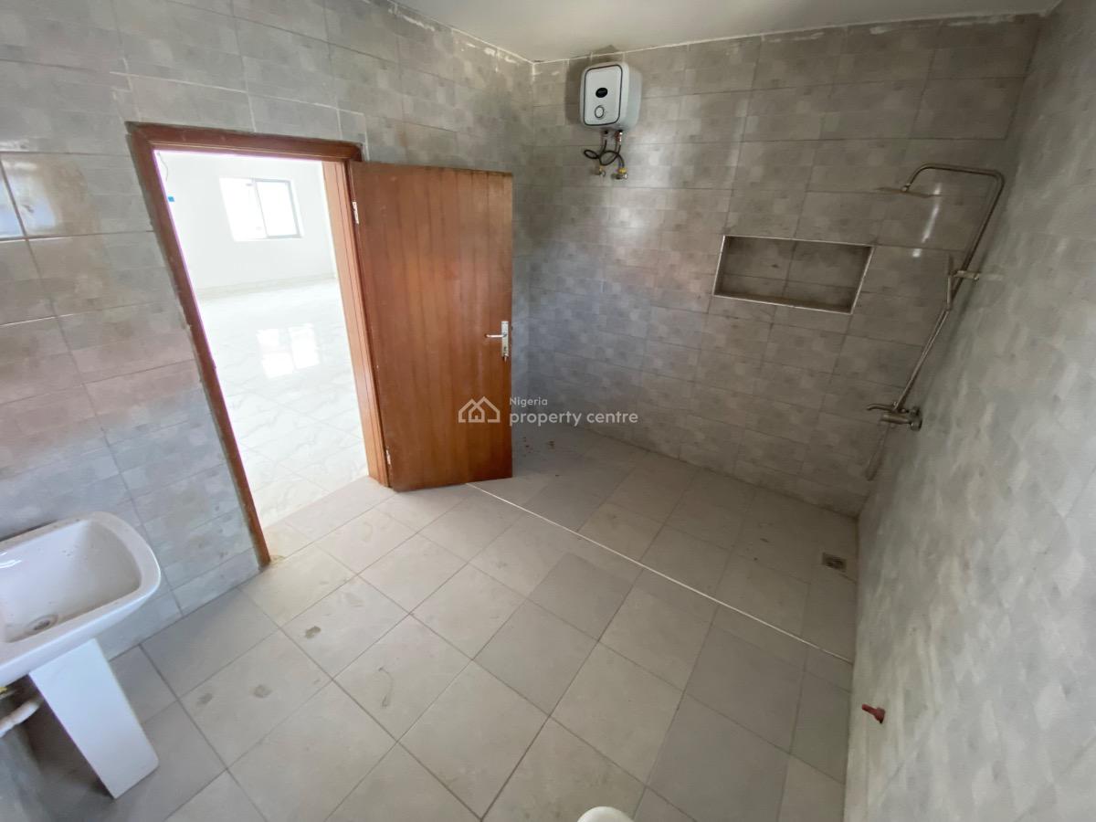Luxury 5 Bedroom Fully Detached Duplex with Bq, Mobile Road, Ilaje, Ajah, Lagos, Flat / Apartment for Rent