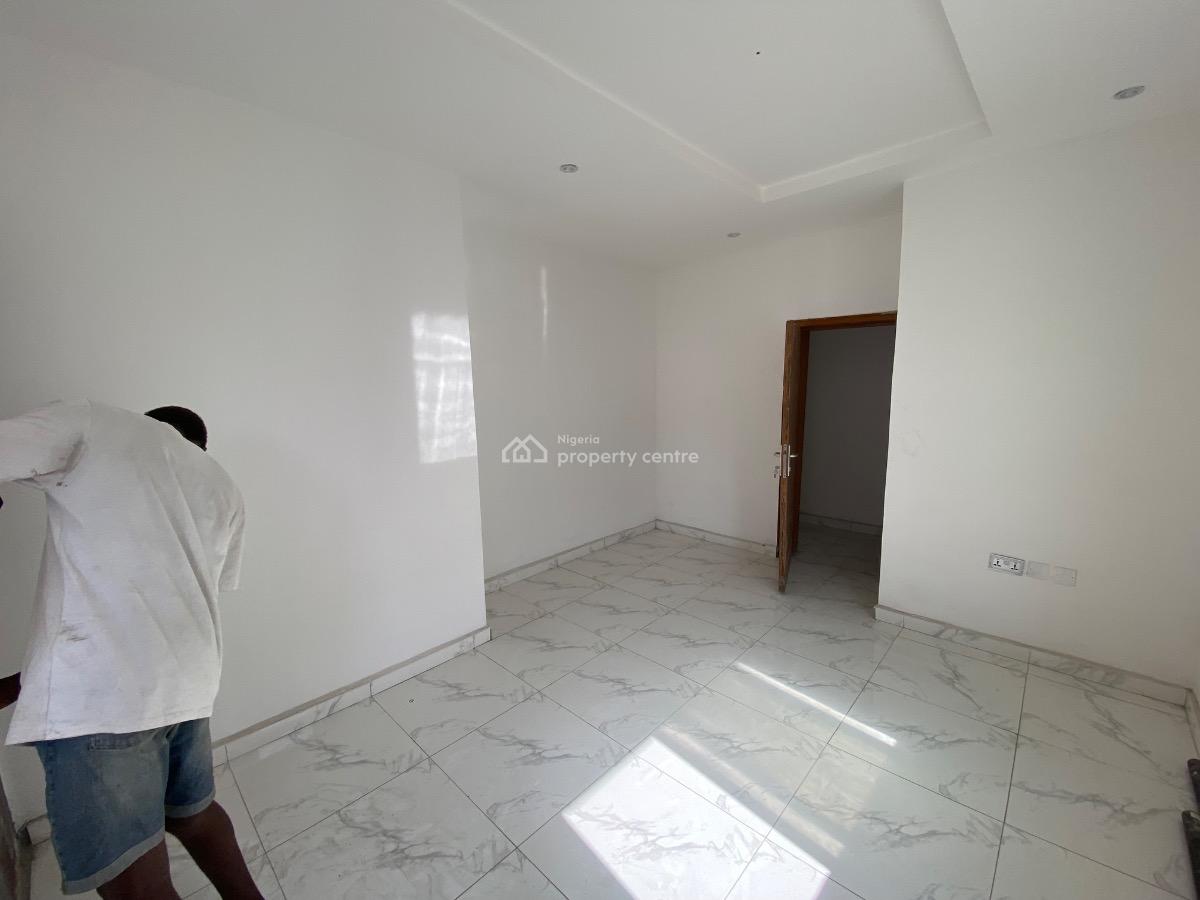 Luxury 5 Bedroom Fully Detached Duplex with Bq, Mobile Road, Ilaje, Ajah, Lagos, Flat / Apartment for Rent