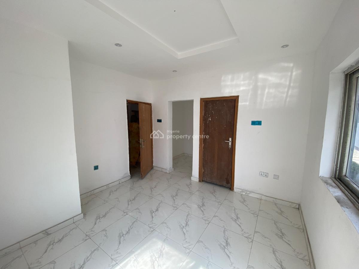 Luxury 5 Bedroom Fully Detached Duplex with Bq, Mobile Road, Ilaje, Ajah, Lagos, Flat / Apartment for Rent