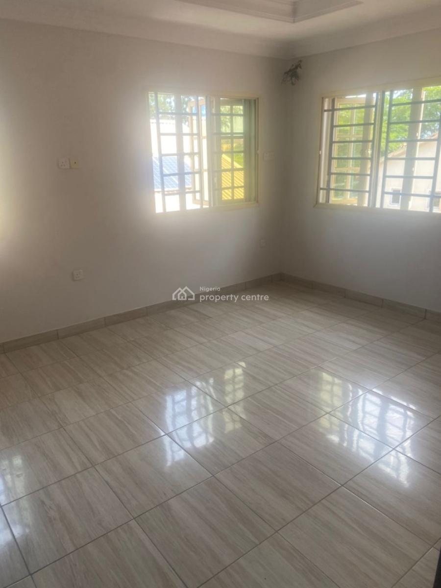 Luxury Master Bedroom in a Shared Apartment, Lekki, Lagos, Flat / Apartment for Rent