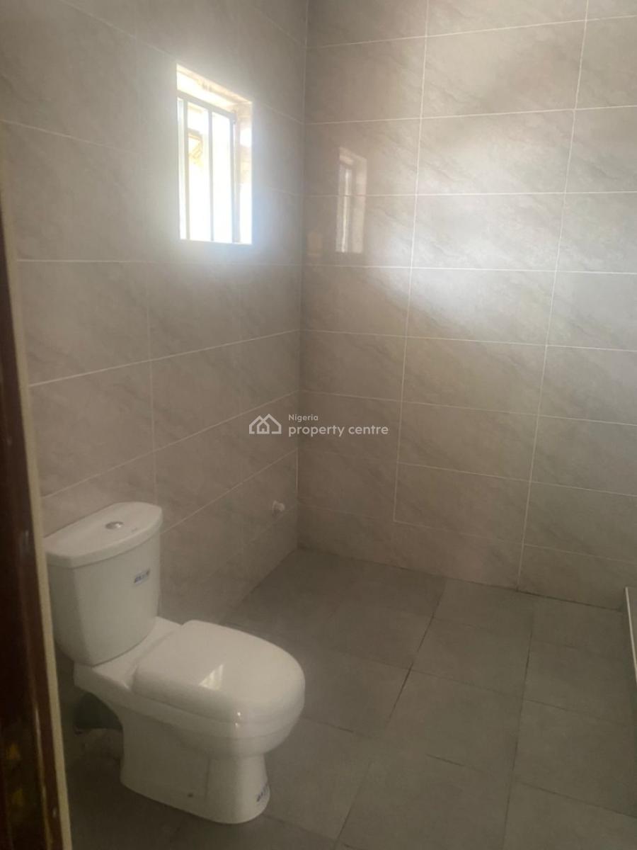 Luxury Master Bedroom in a Shared Apartment, Lekki, Lagos, Flat / Apartment for Rent