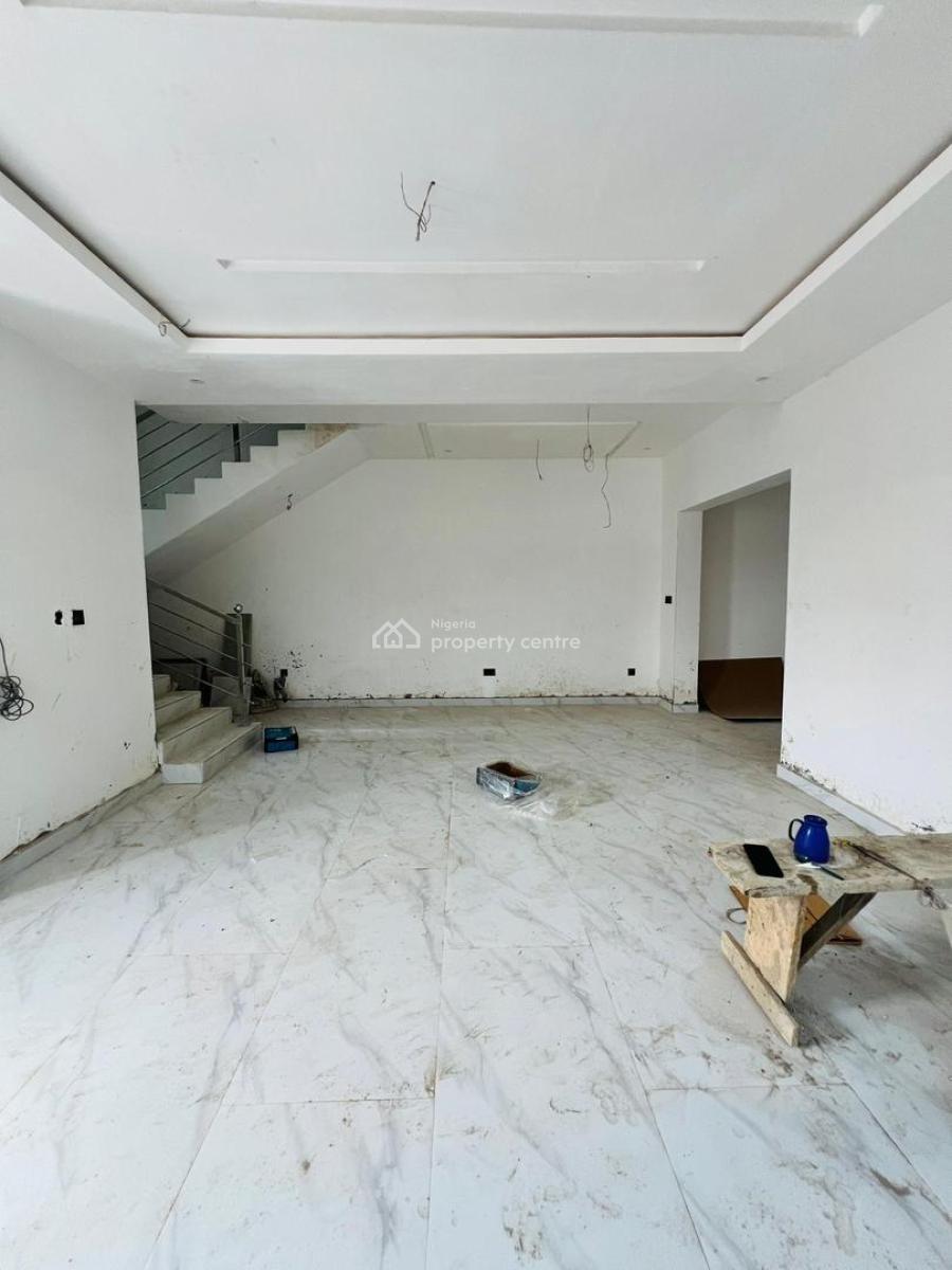 Beautifully Built Home in a Secured Neighborhood, Spaciously Designed Home in a Secured Neighbourhood, Adeniyi Jones, Ikeja, Lagos, Semi-detached Duplex for Sale