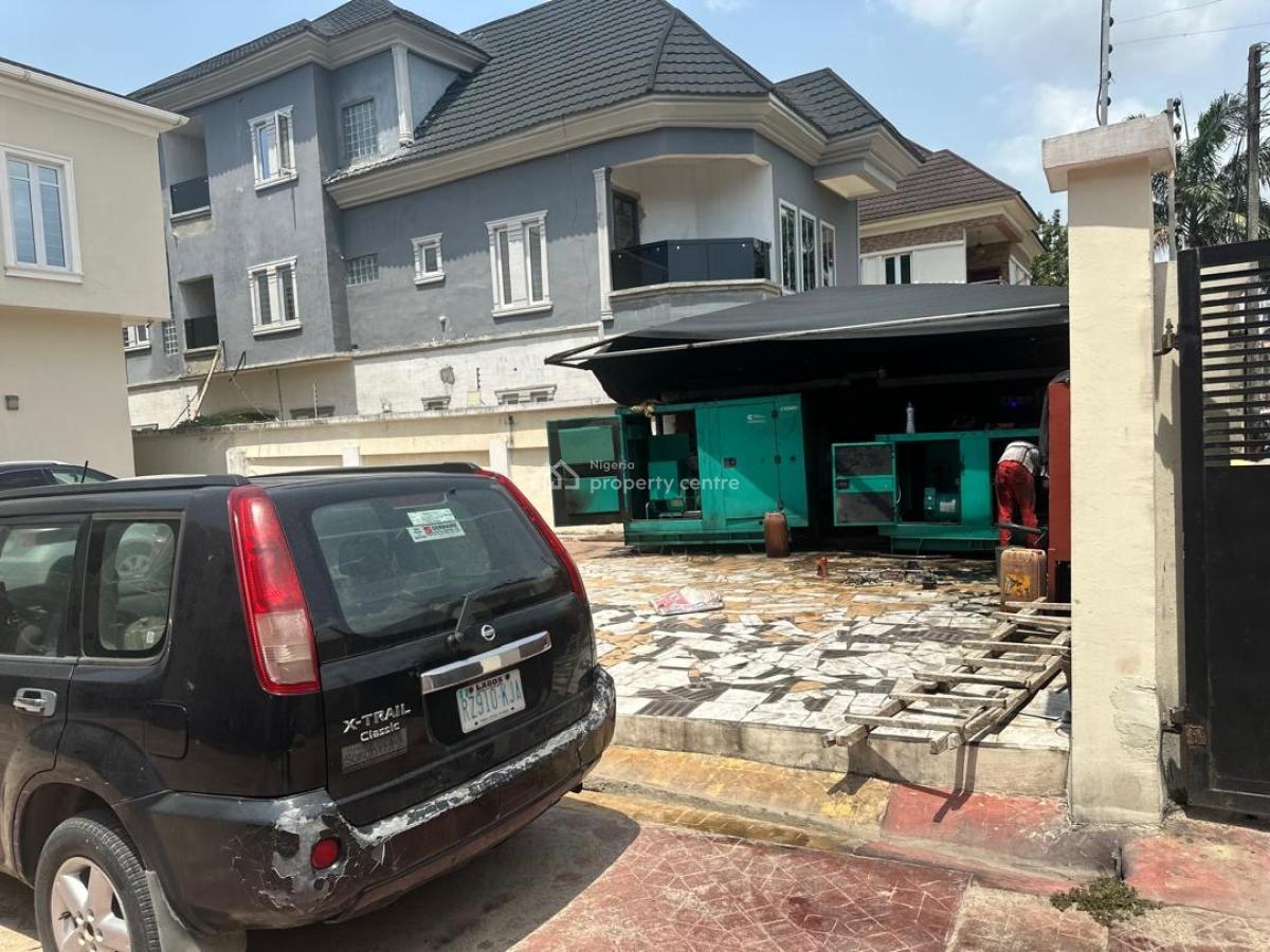 Distress Sell 4bedrooms Terrace Duplex, Ikota, Lekki, Lagos, Terraced Duplex for Sale