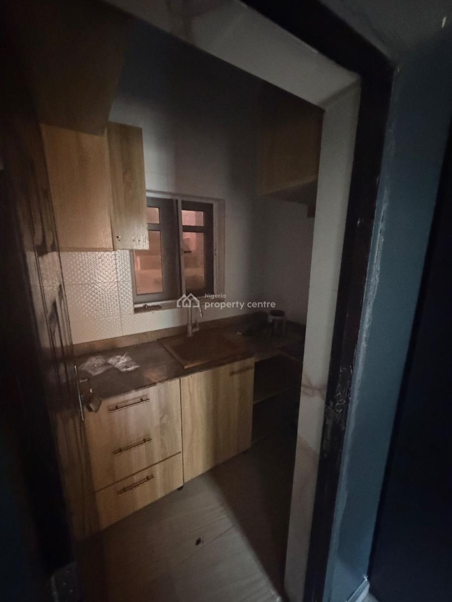 Studio Apartment, Estate, Alpha Beach Road, Igbo Efon, Lekki, Lagos, Self Contain (single Rooms) for Rent
