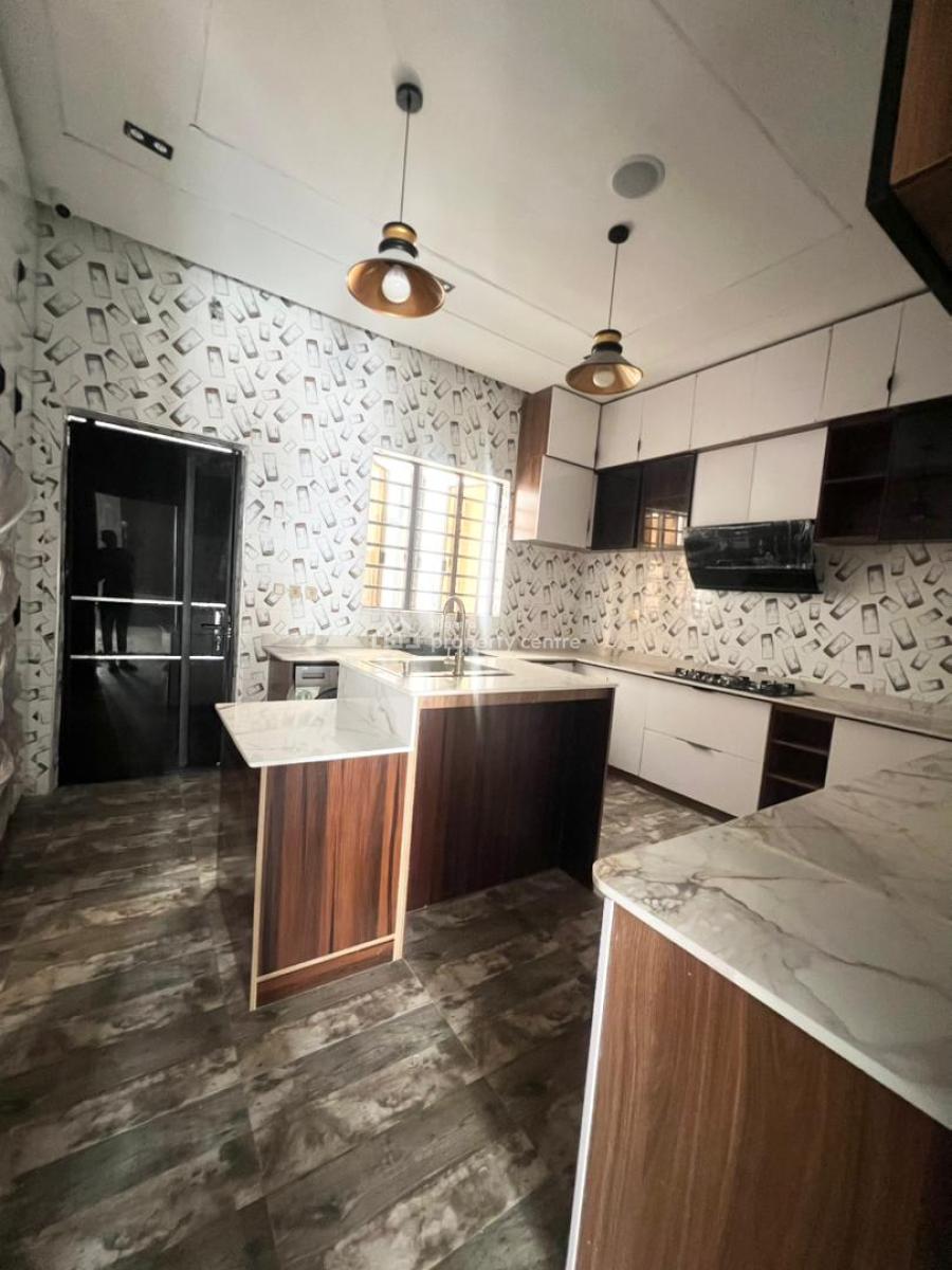 Modestly Built 5 Bedroom Duplex, Osapa, Lekki, Lagos, Detached Duplex for Sale