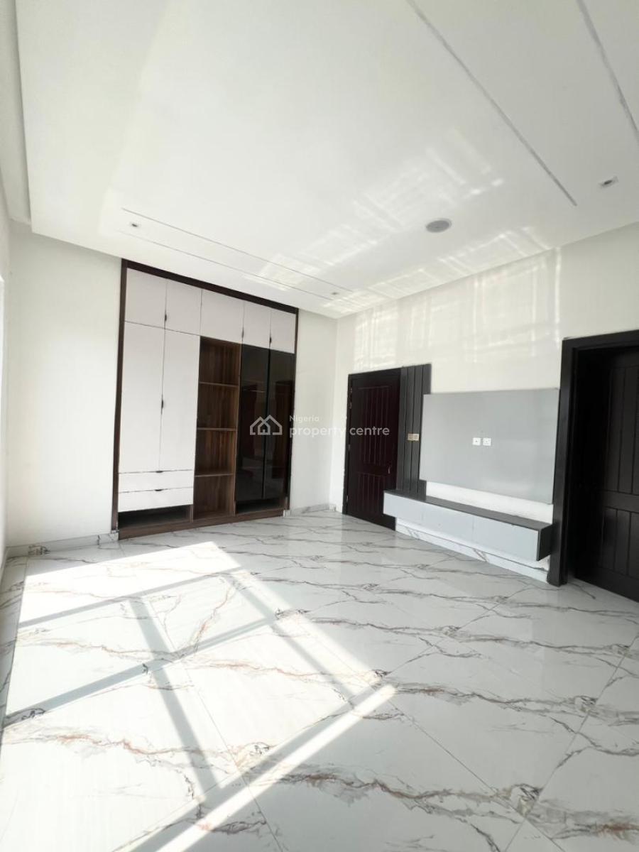 Modestly Built 5 Bedroom Duplex, Osapa, Lekki, Lagos, Detached Duplex for Sale