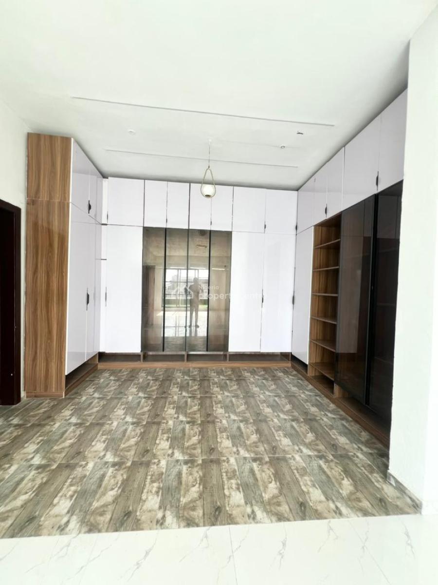 Modestly Built 5 Bedroom Duplex, Osapa, Lekki, Lagos, Detached Duplex for Sale