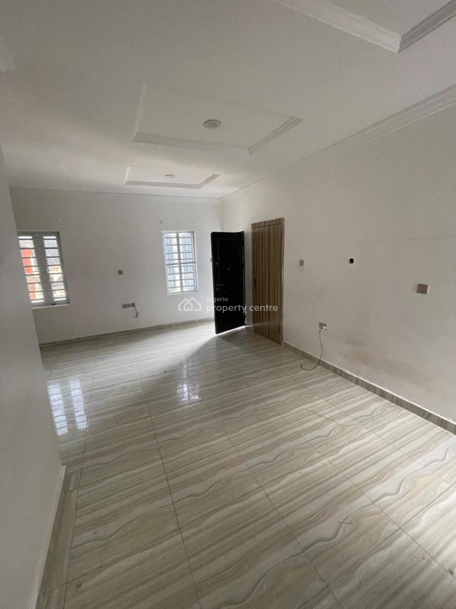 Spacious Studio Apartment with a Balcony, Gra Not Far From The Estate Gate, Ikota, Lekki, Lagos, Self Contain (single Rooms) for Rent