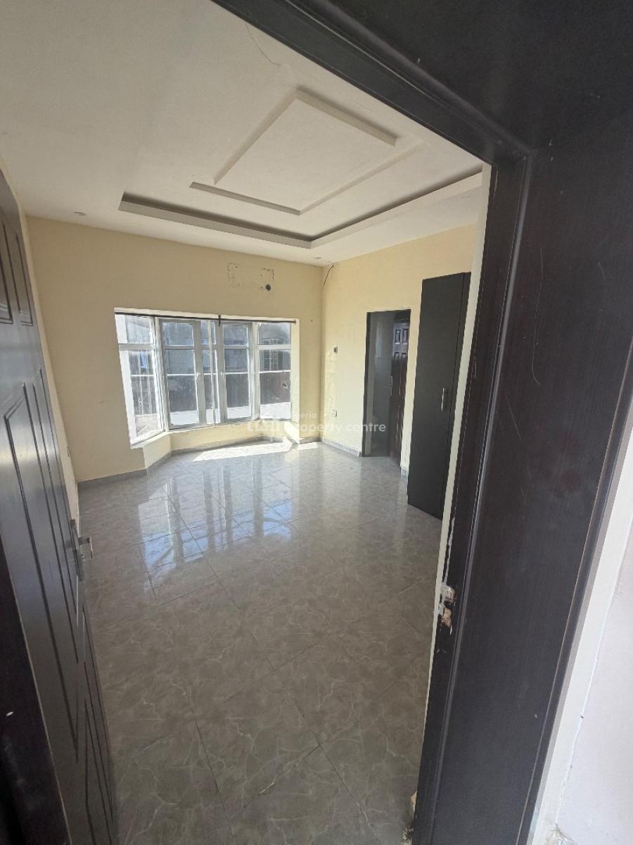 Lovely Spacious 2 Bedroom with Balcony, Estate, Alpha Beach Road, Igbo Efon, Lekki, Lagos, Flat / Apartment for Rent