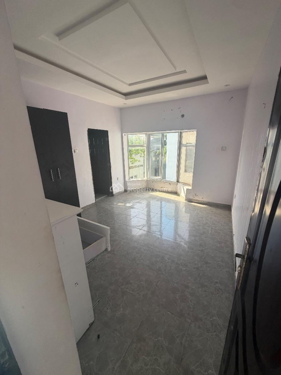 Lovely Spacious 2 Bedroom with Balcony, Estate, Alpha Beach Road, Igbo Efon, Lekki, Lagos, Flat / Apartment for Rent