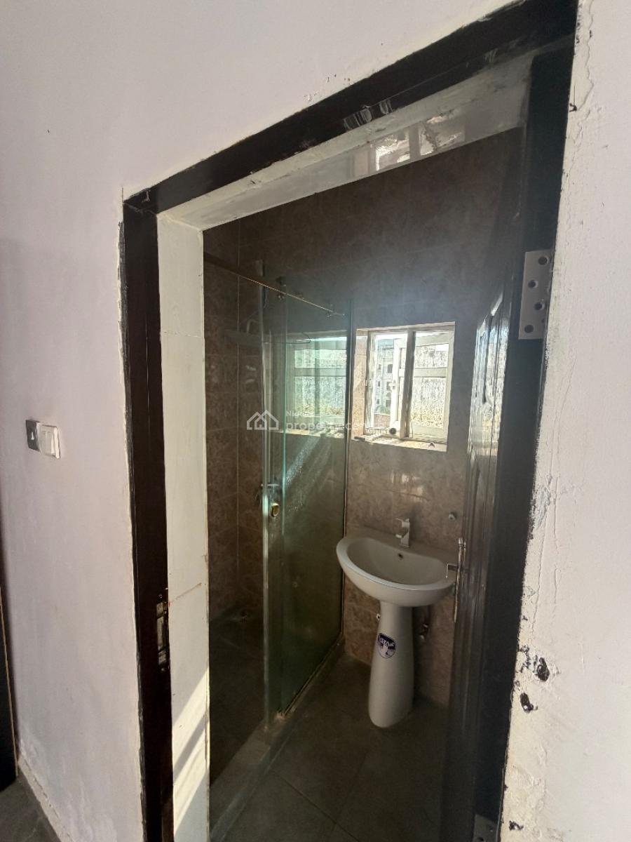 Lovely Spacious 2 Bedroom with Balcony, Estate, Alpha Beach Road, Igbo Efon, Lekki, Lagos, Flat / Apartment for Rent