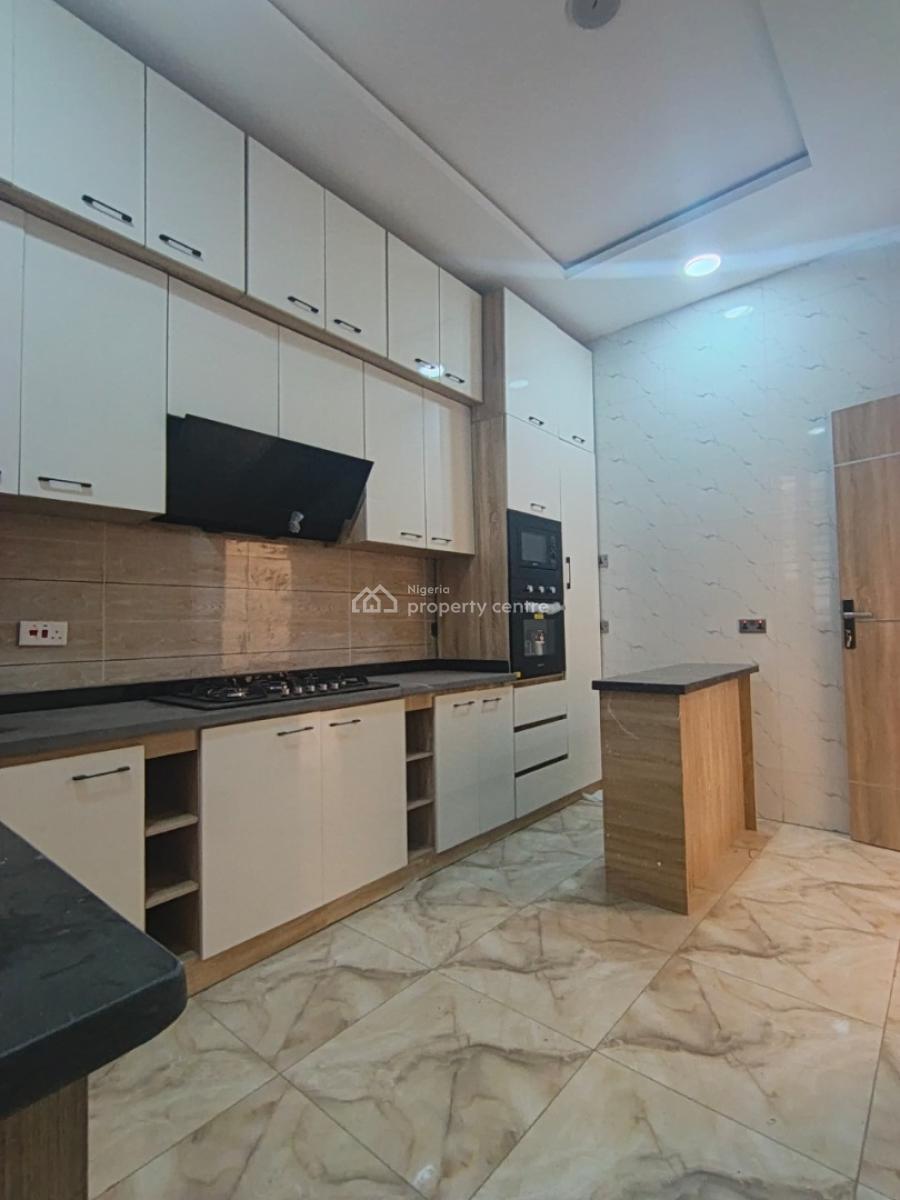 Luxury Neat 3  Bedroom Terrace with Bq-, Atlantic Nominee Estate General Paint Lekki Epe Express, Ajah, Lagos, Terraced Duplex for Sale