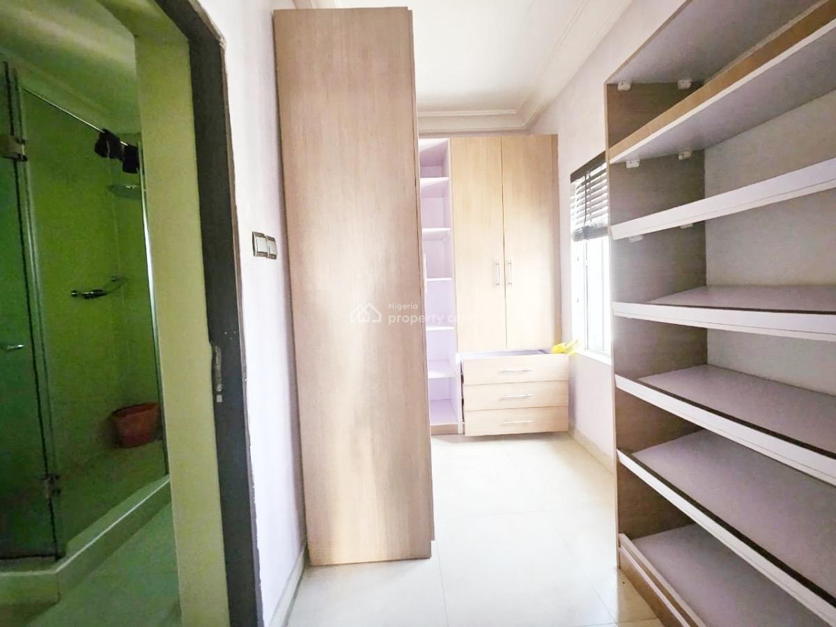 a Well Maintained Spacious 4 Bedroom Semi Detached Duplex with Bq, Gra Phase 1, Magodo, Lagos, Semi-detached Duplex for Rent