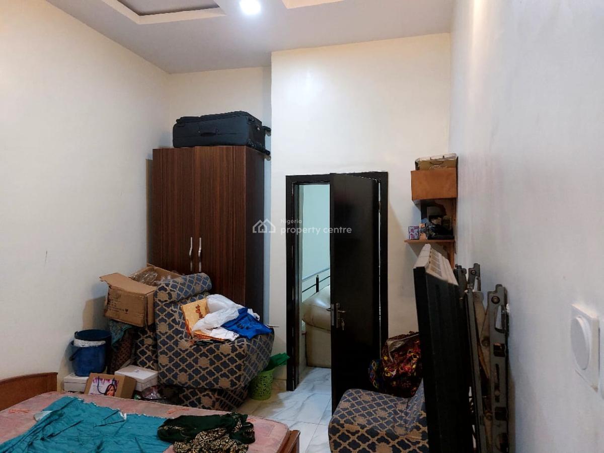 Neatly Used 4 Bedroom Semi Detached Duplex with Bq, Ikota Gra, Lekki, Lagos, Semi-detached Duplex for Sale