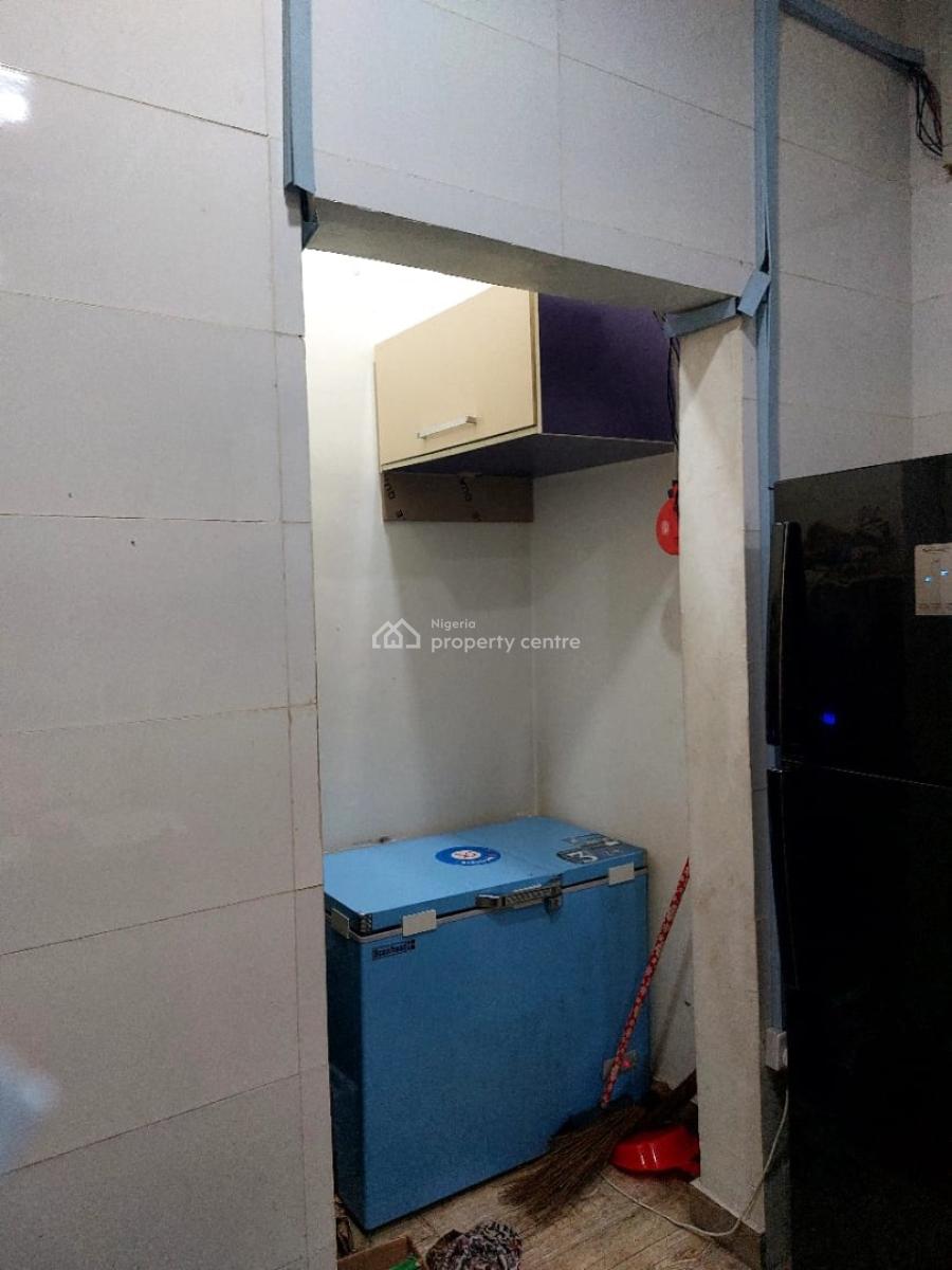 Neatly Used 4 Bedroom Semi Detached Duplex with Bq, Ikota Gra, Lekki, Lagos, Semi-detached Duplex for Sale