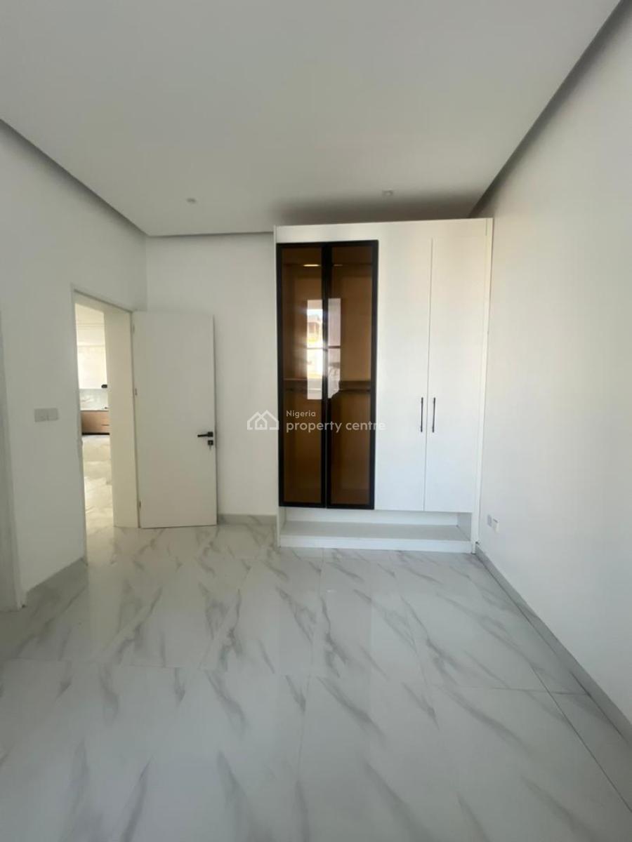 Luxury 2 Bedroom Apartment with Pool, Lekki Phase 1, Lekki, Lagos, Flat / Apartment for Sale