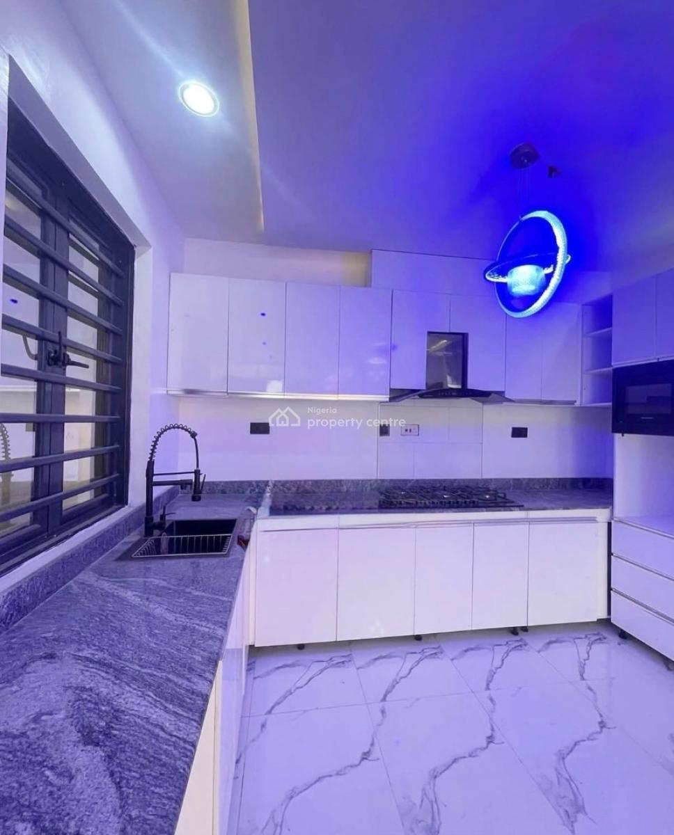 Serviced 2 Bedroom Apartment with Swimming Pool, 2 Bedroom Apartment with En-suite Rooms, Ikate, Lekki, Lagos, Flat / Apartment for Rent