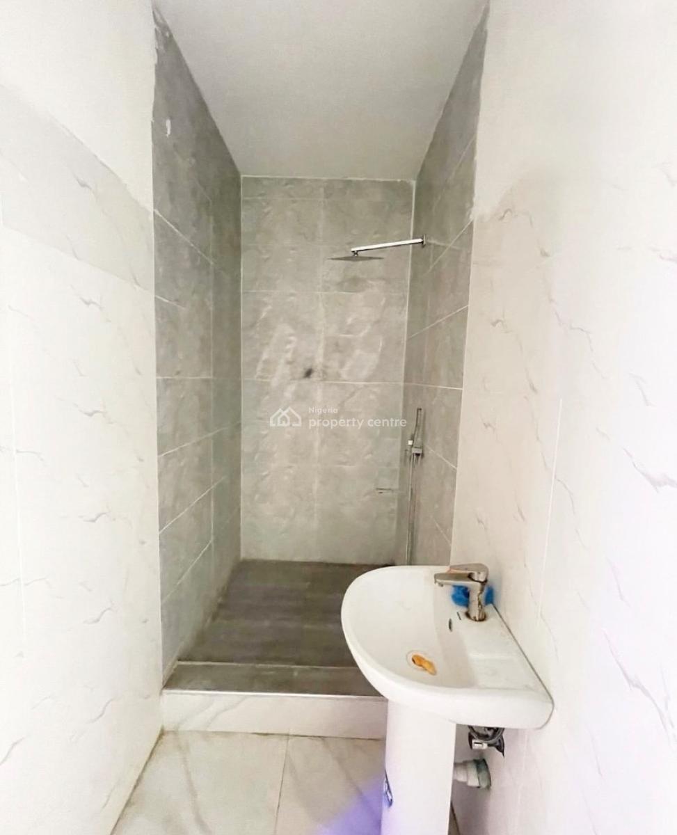 Serviced 2 Bedroom Apartment with Swimming Pool, 2 Bedroom Apartment with En-suite Rooms, Ikate, Lekki, Lagos, Flat / Apartment for Rent