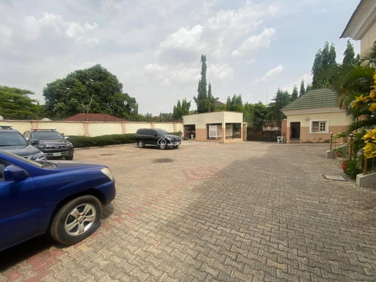 Service  2 Bedroom Bungalow, Asokoro, Asokoro District, Abuja, Terraced Bungalow for Rent