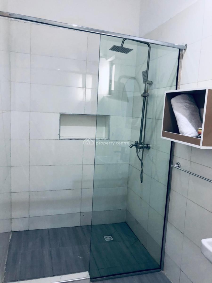 Luxurious and Executive 2 Bedroom Apartment(daily, Weekly and Monthly), Ilasan, Lekki, Lagos, Flat / Apartment Short Let