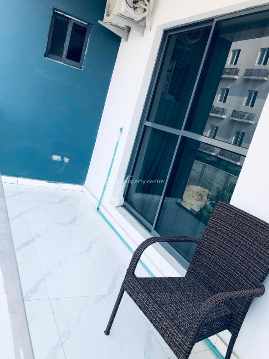 Luxurious and Executive 2 Bedroom Apartment(daily, Weekly and Monthly), Ilasan, Lekki, Lagos, Flat / Apartment Short Let