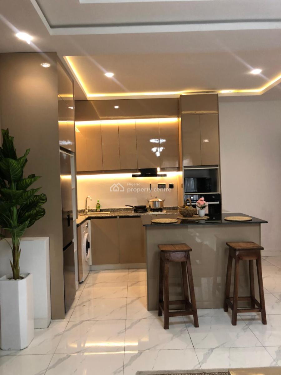 Luxurious and Executive 2 Bedroom Apartment(daily, Weekly and Monthly), Ilasan, Lekki, Lagos, Flat / Apartment Short Let