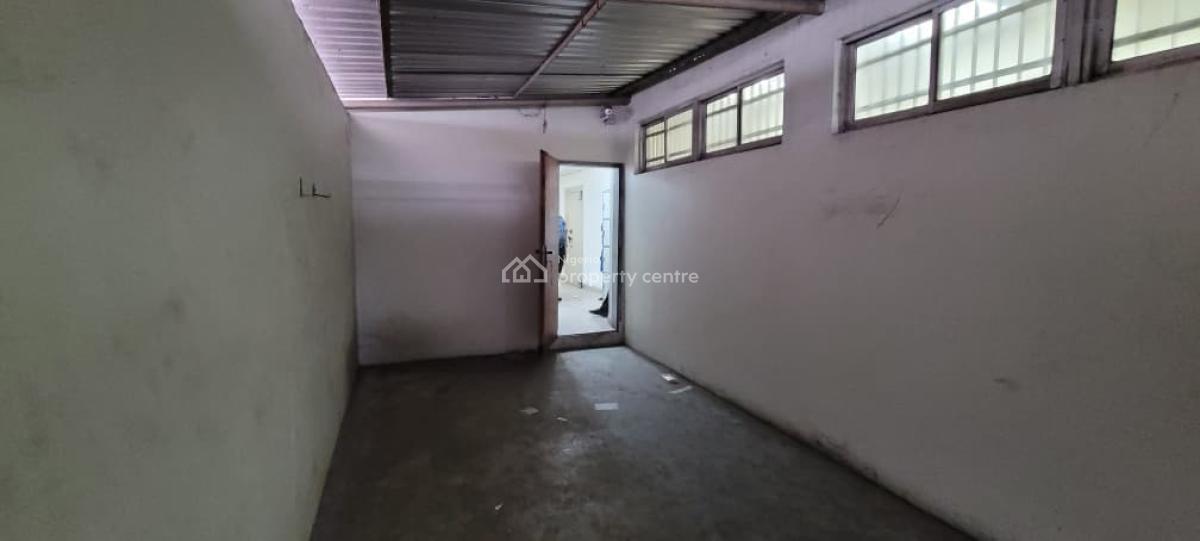 Office Space on 560 Sqm, Oba Akran, Ikeja, Lagos, Office Space for Rent