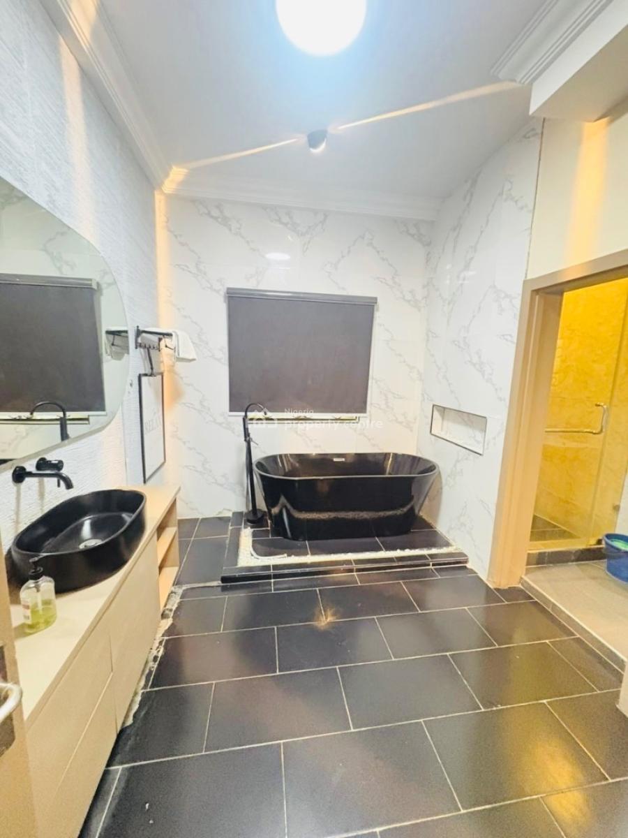 Serviced 1bedroom Apartment Available, Lekki Phase 1, Lekki, Lagos, Mini Flat (room and Parlour) for Rent