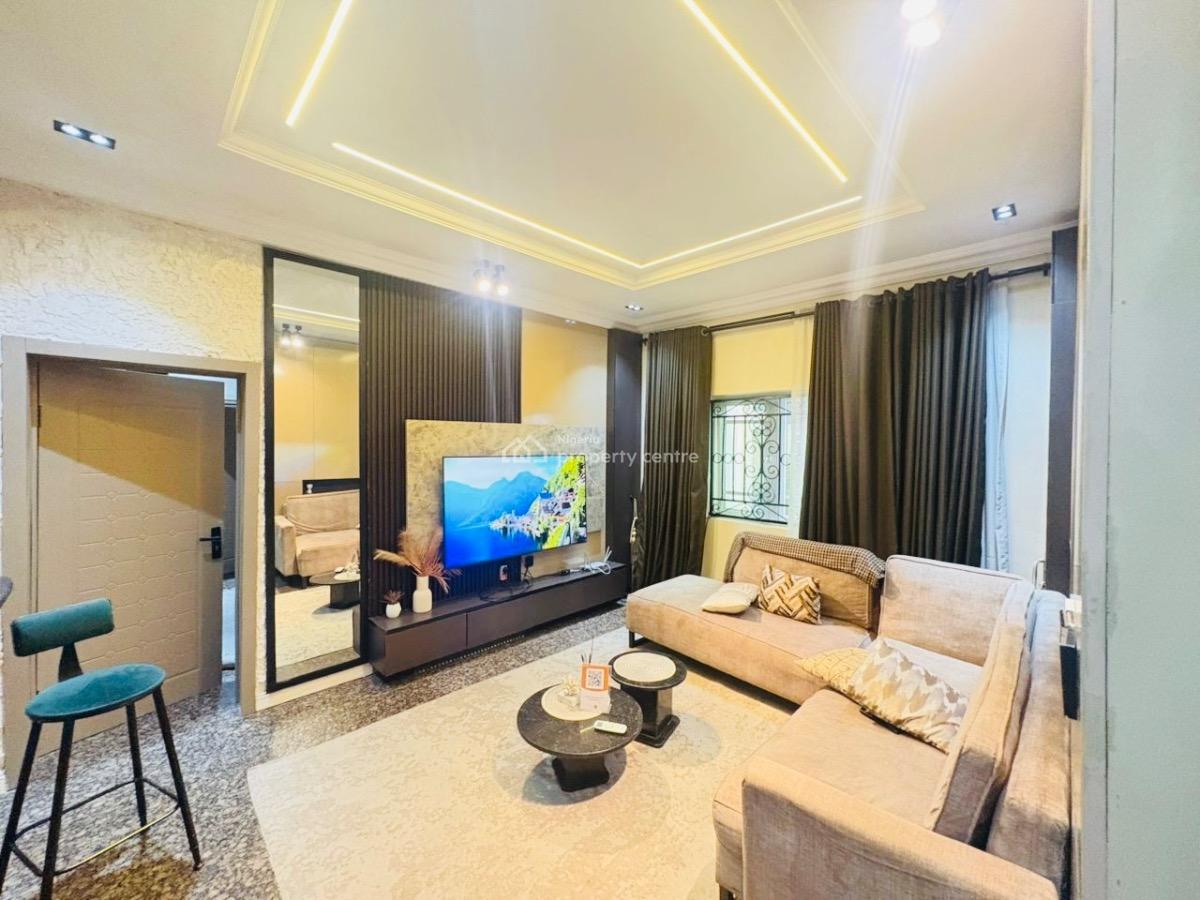 Serviced 1bedroom Apartment Available, Lekki Phase 1, Lekki, Lagos, Mini Flat (room and Parlour) for Rent