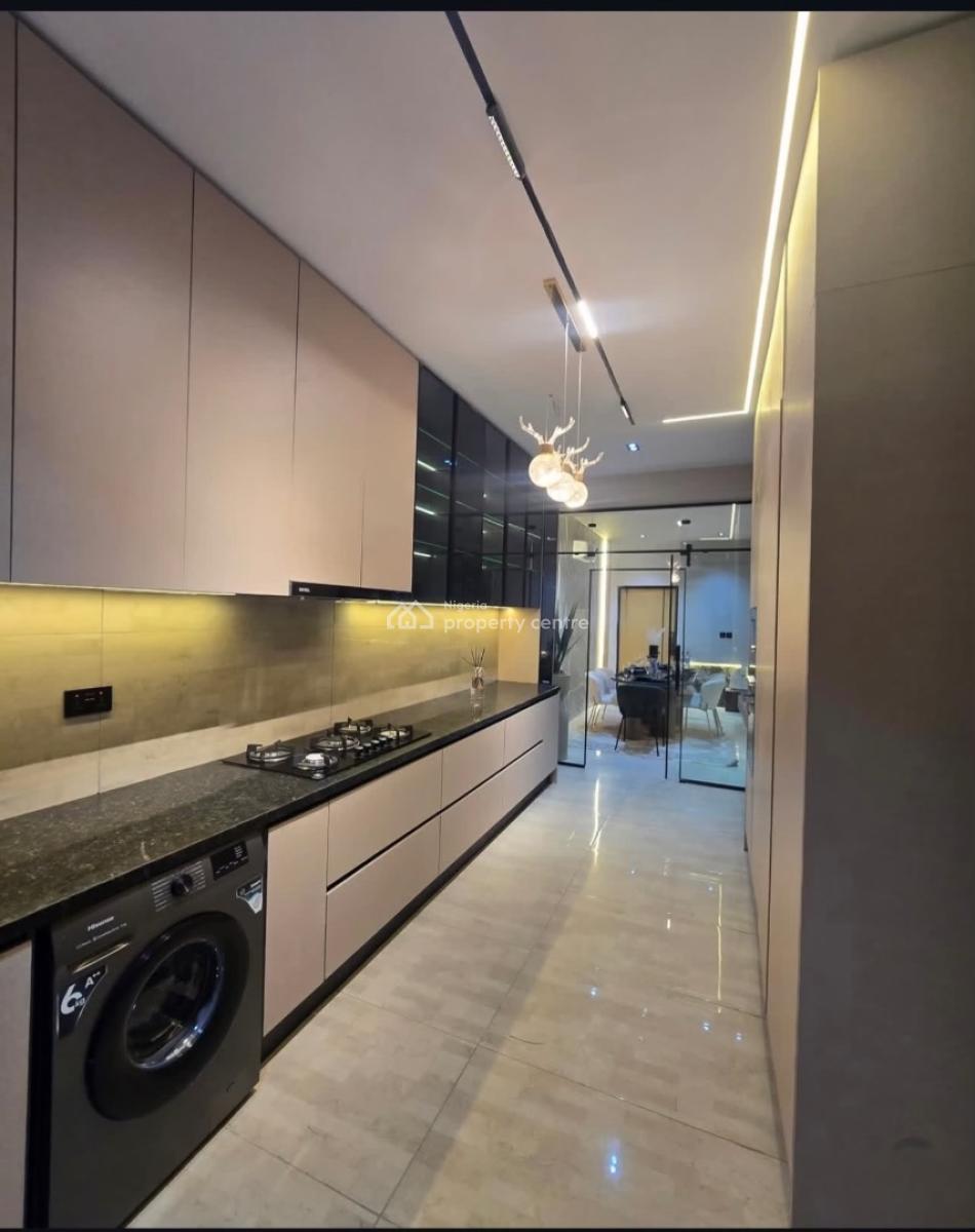 2 Bedroom Luxury and Service Apartment, Lekki, Lekki Phase 1, Lekki, Lagos, Block of Flats for Sale