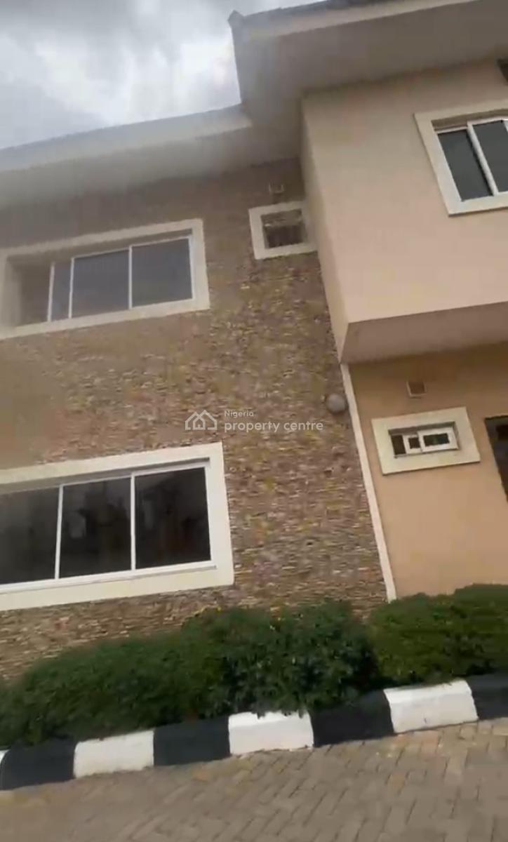 Fully Serviced 3 Bedroom Terrace Duplex with Bq, Guzape District, Abuja, Terraced Duplex for Rent