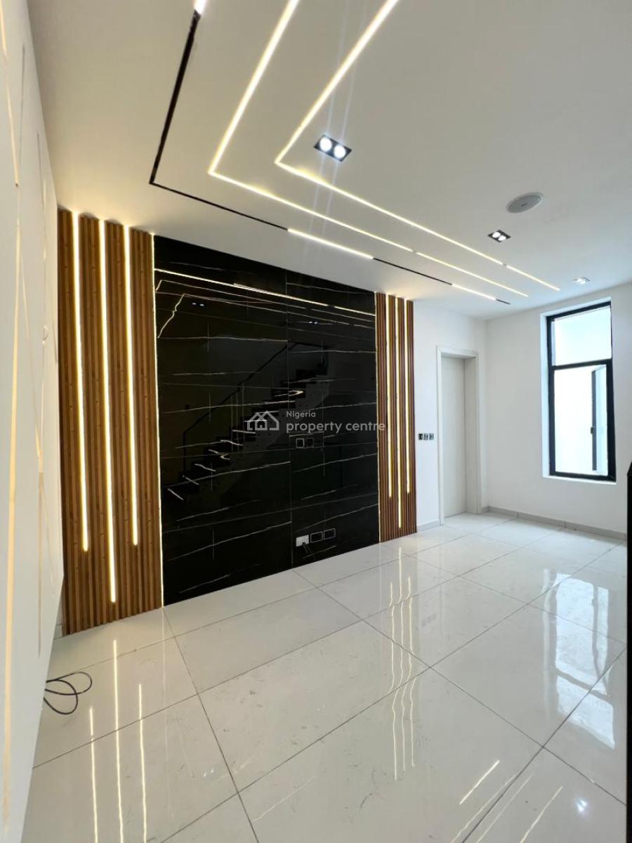 4 Bedroom Semi-detached Duplex with Luxury Interior & Private Bq, Situated in a Prime and Well-secured Neighborhood., Lekki, Lagos, Semi-detached Duplex for Sale