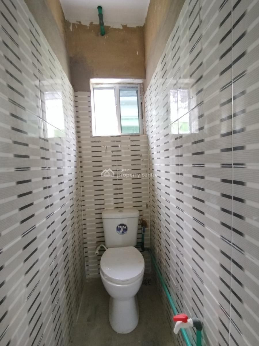Miniflat with 2 Toilet and Bath, Pop, Gated, Tarred Road Good Proximit, Ibid, Ojuelegba, Surulere, Lagos, Mini Flat (room and Parlour) for Rent