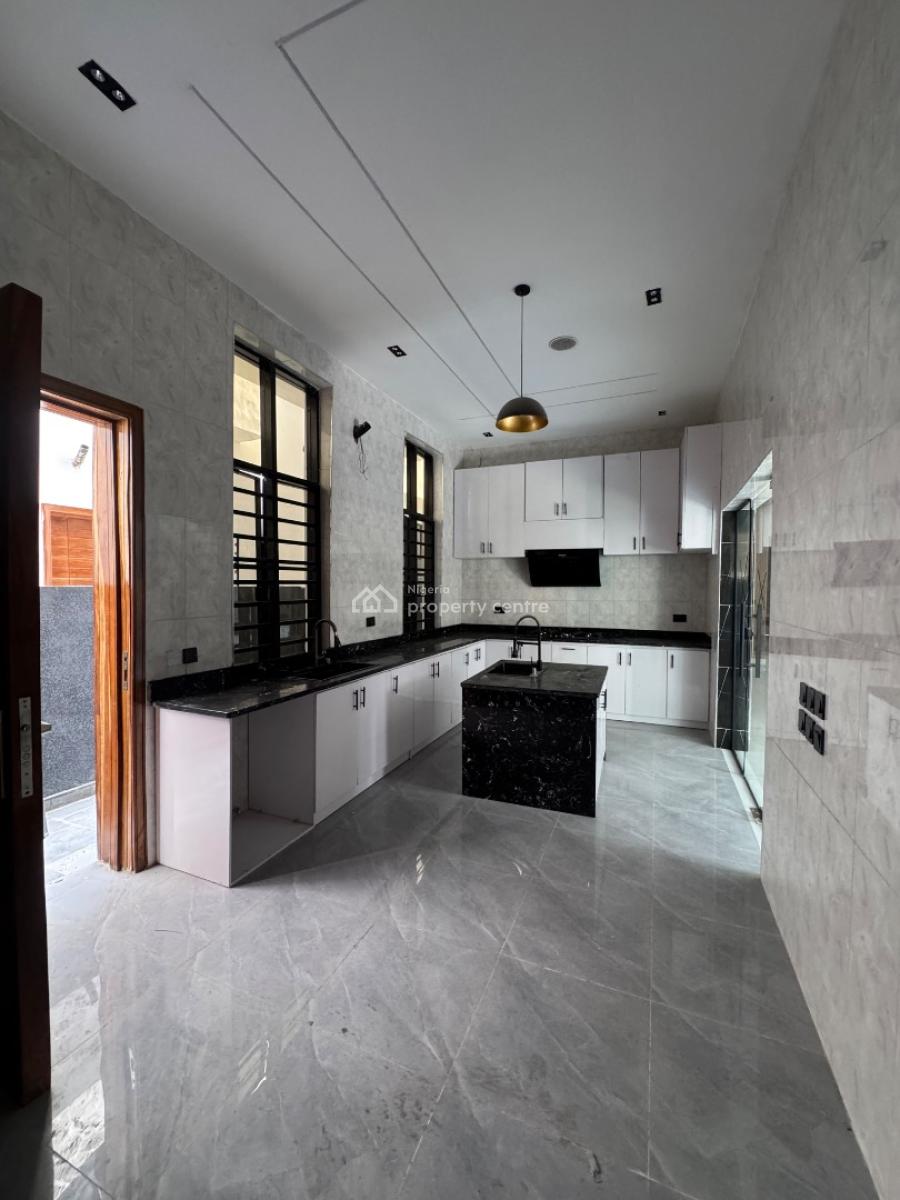 Massive Six (6) Bedroom Detached Duplex, Lekki, Lagos, Detached Duplex for Sale