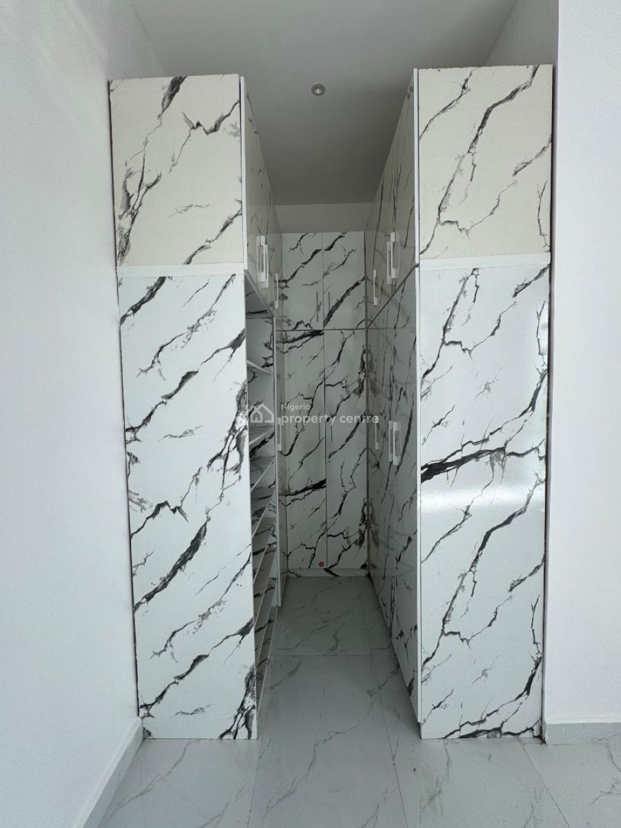 Massive Six (6) Bedroom Detached Duplex, Lekki, Lagos, Detached Duplex for Sale