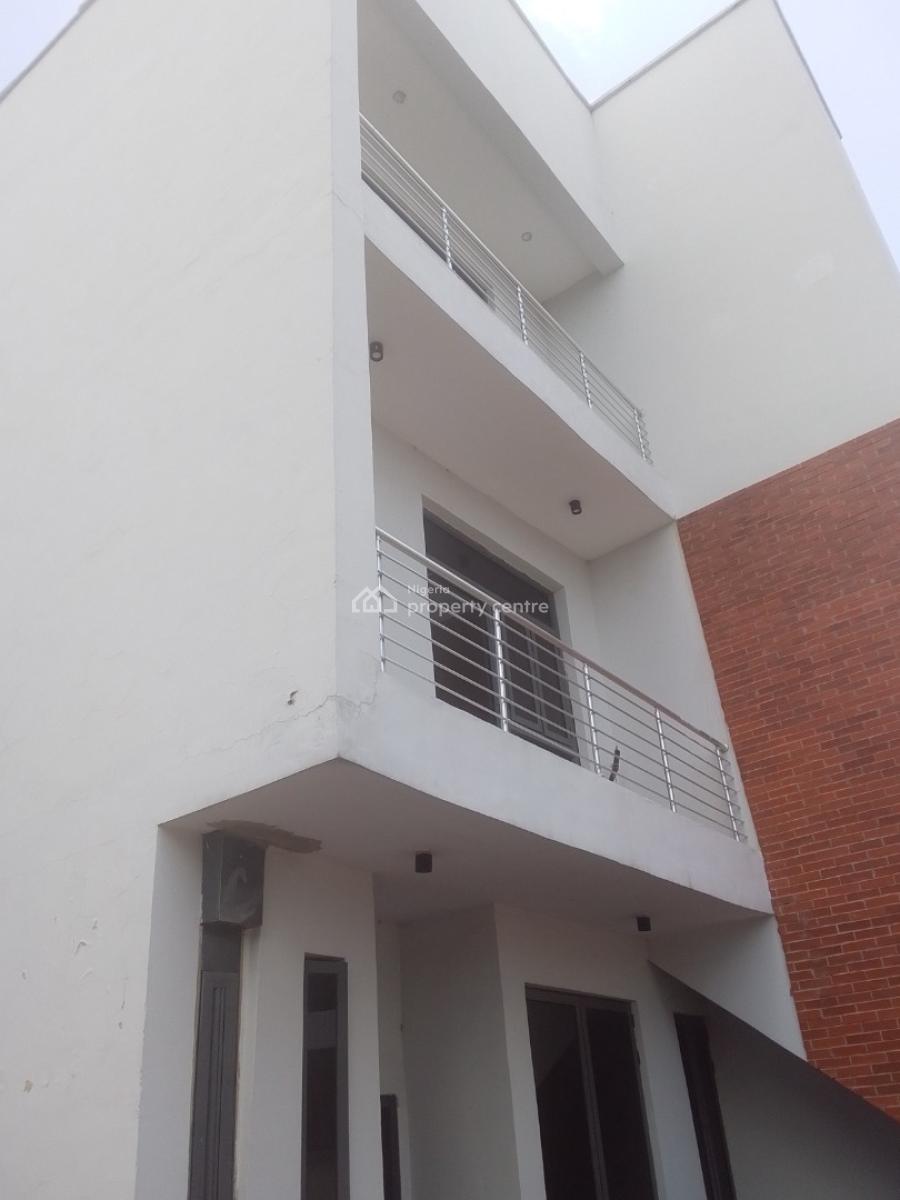 Luxury Four Bedroom Terrace, Periwinkle Lifestyle Estate, Lekki Phase 1, Lekki, Lagos, Terraced Duplex for Sale