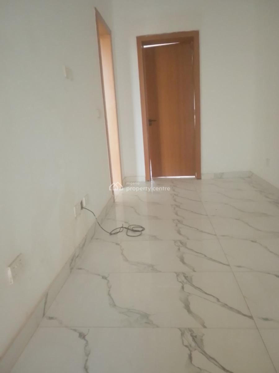 Luxury Four Bedroom Terrace, Periwinkle Lifestyle Estate, Lekki Phase 1, Lekki, Lagos, Terraced Duplex for Sale