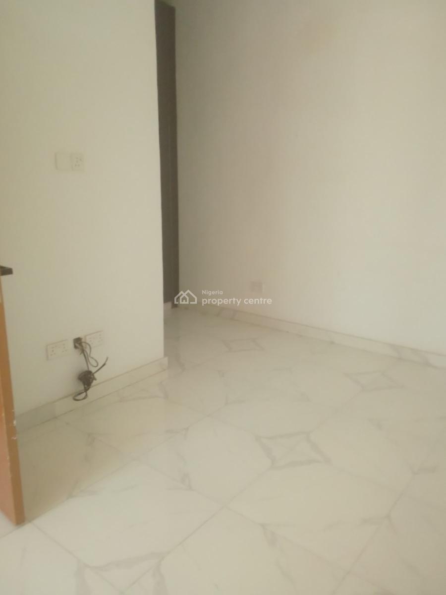 Luxury Four Bedroom Terrace, Periwinkle Lifestyle Estate, Lekki Phase 1, Lekki, Lagos, Terraced Duplex for Sale