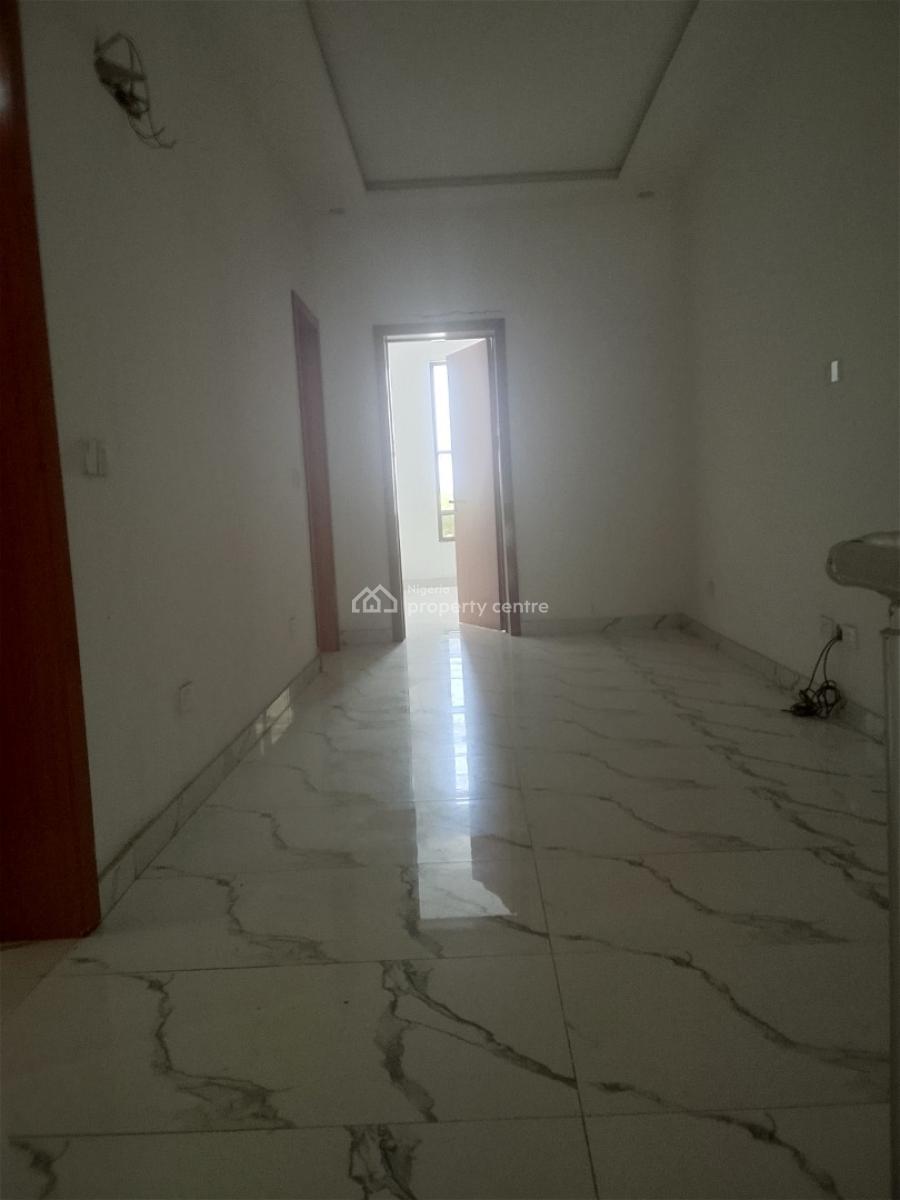 Luxury Four Bedroom Terrace, Periwinkle Lifestyle Estate, Lekki Phase 1, Lekki, Lagos, Terraced Duplex for Sale